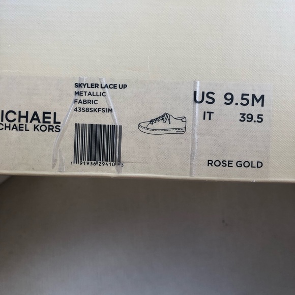 Michael Kors Rose Gold lace-up sneakers - Picture 4 of 4